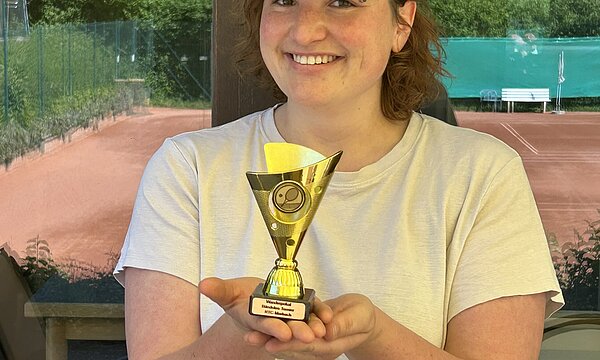 Zu den Newsdetails: Traumhaftes Tenniswetter und gute Stimmung beim Bändeles-Turnier